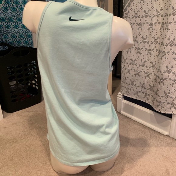 Nike tanktop - Picture 2 of 3